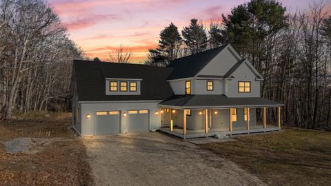 Photo of 16 Piper Farm Road, Brunswick, ME 04011 (MLS # 1648691)