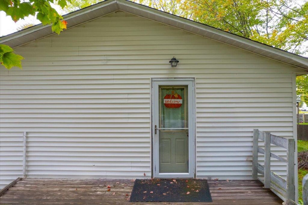 Photo of 10 Irene Street, Lisbon, ME 04250 (MLS # 1638990)