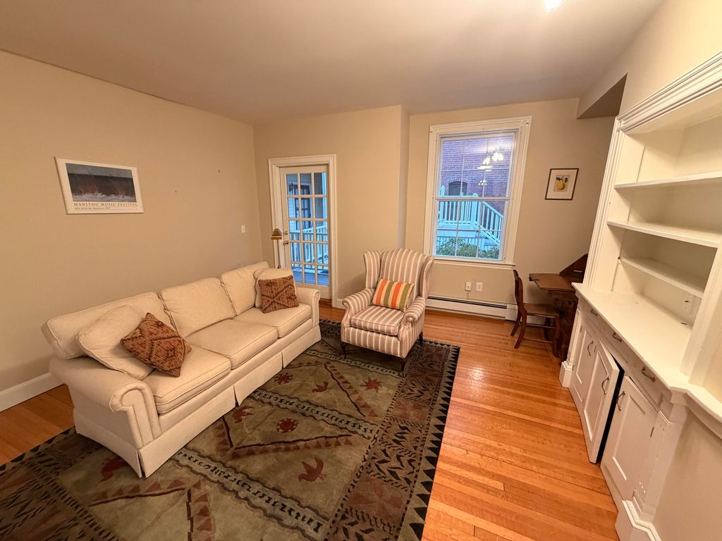 Photo of 124 Pleasant Street #B, Portland, ME 04101 (MLS # 1649403)