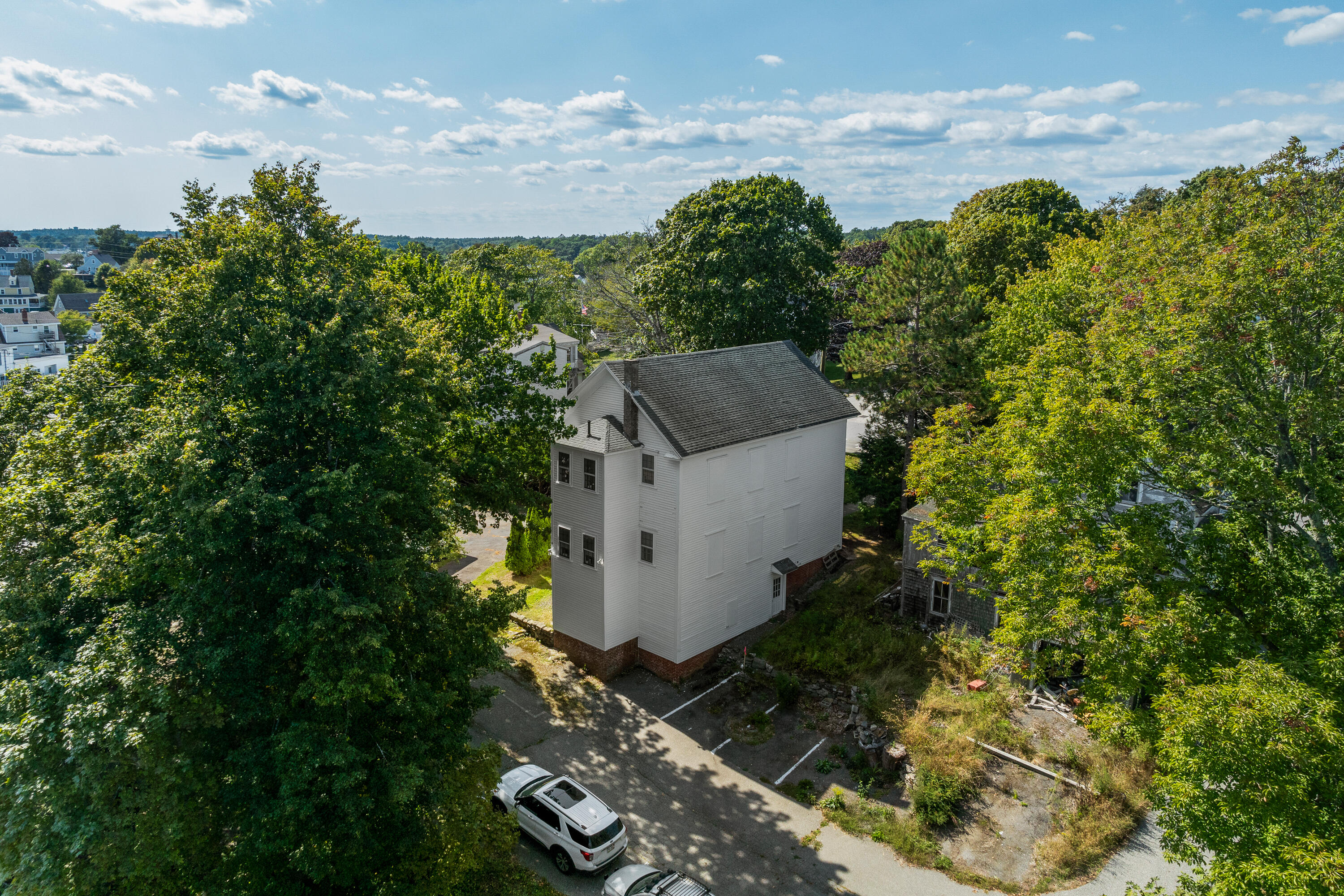 25 Oak Street