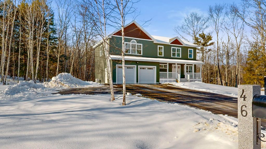 Photo of 46 Autumn Ridge, Sabattus, ME 04280 (MLS # 1650289)