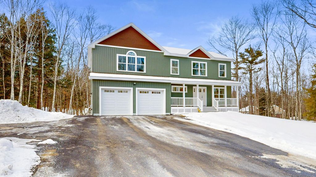 Photo of 46 Autumn Ridge, Sabattus, ME 04280 (MLS # 1650289)