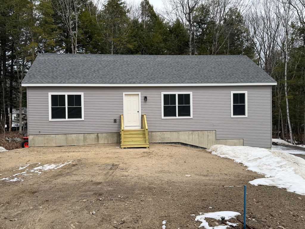 Photo of 60 Edge Hill Road, Limerick, ME 04048 (MLS # 1655582)