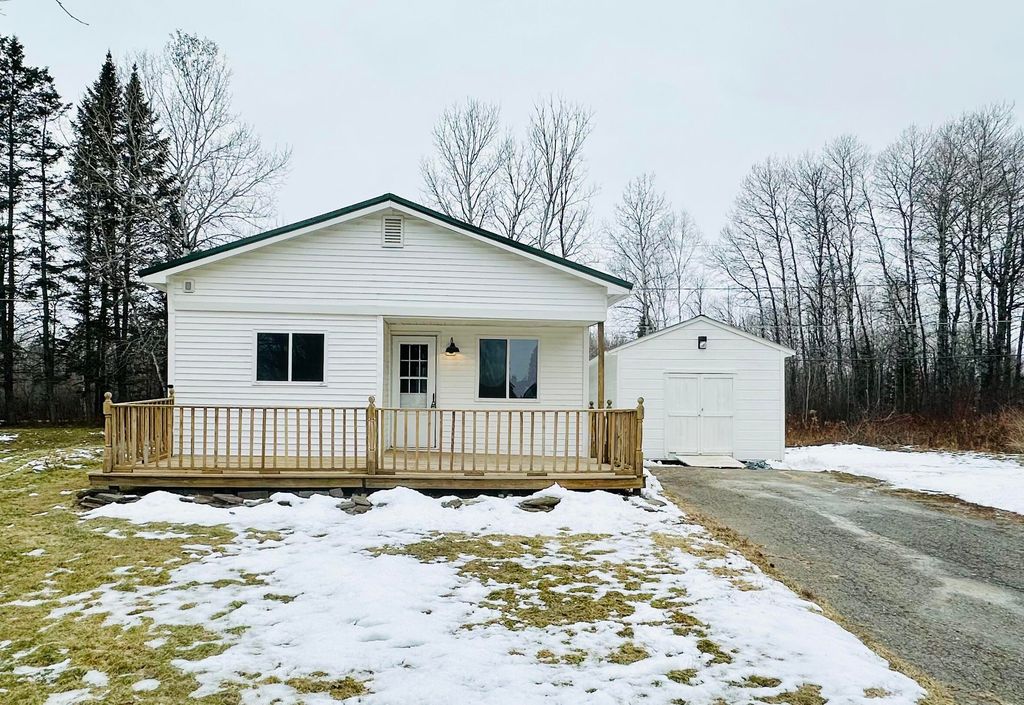 Photo of 14 Crestmont Circle, Presque Isle, ME 04769 (MLS # 1644489)