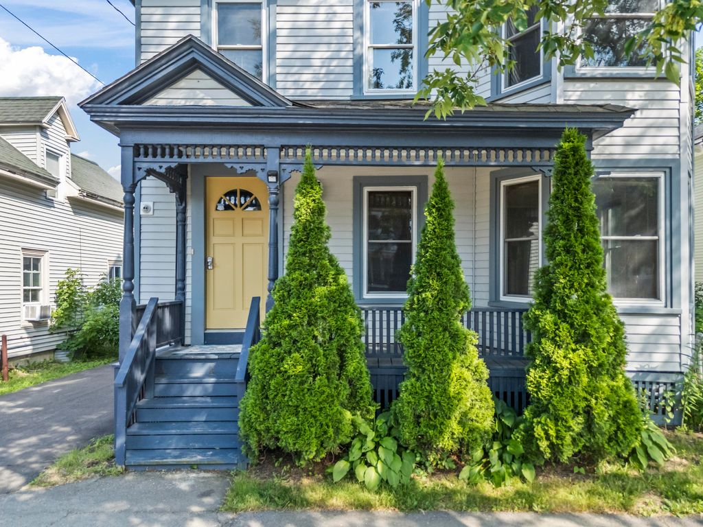 Photo of 130 W Broadway, Bangor, ME 04401 (MLS # 1642503)