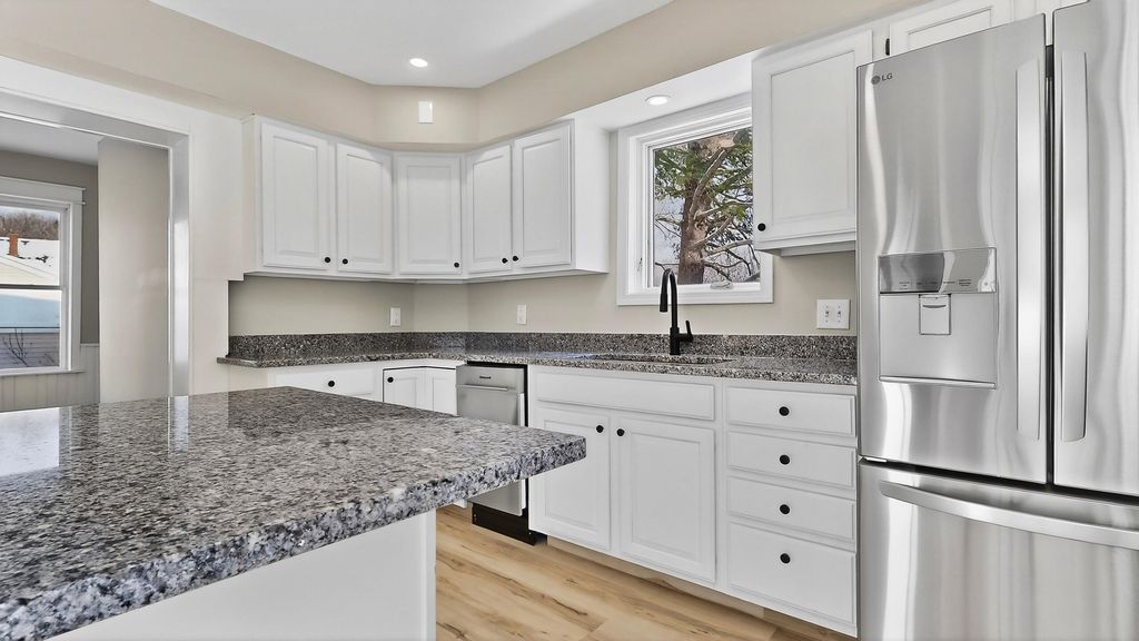 Photo of 104 Webb Street, Portland, ME 04102 (MLS # 1650090)