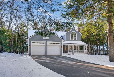 Photo of 14 Vines Road, Saco, ME 04072 (MLS # 1646080)