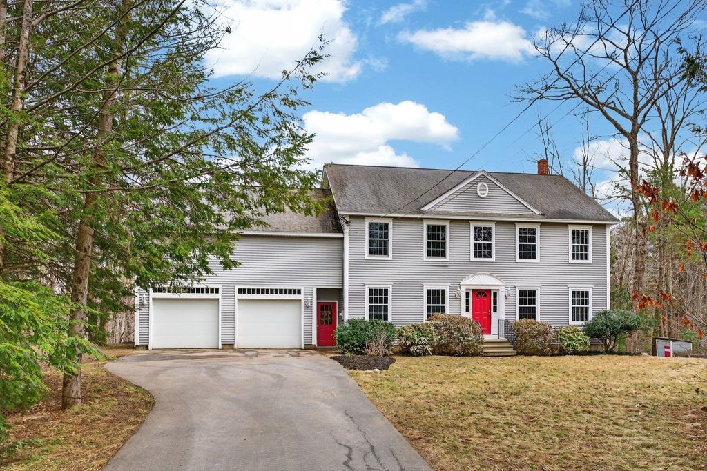 Photo of 64 Moody Road, Brunswick, ME 04011 (MLS # 1656755)