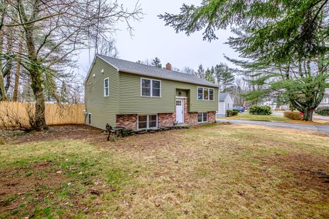 Photo of 61 Yankee Drive, Yarmouth, ME 04096 (MLS # 1656624)