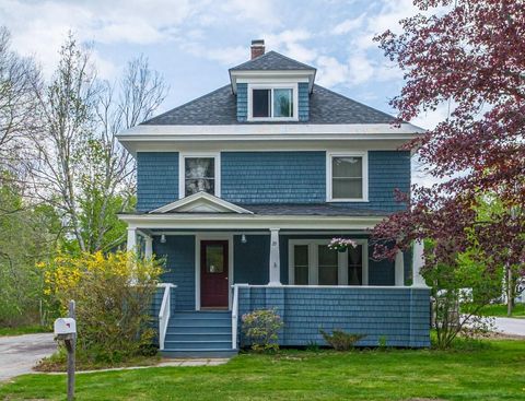 Photo of 29 Pleasant Street, Norway, ME 04268 (MLS # 1663218)