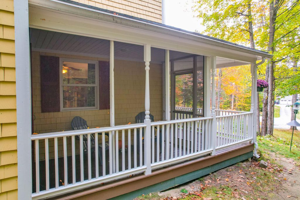 Photo of 6 Pond Ridge Drive, Lewiston, ME 04240 (MLS # 1641574)