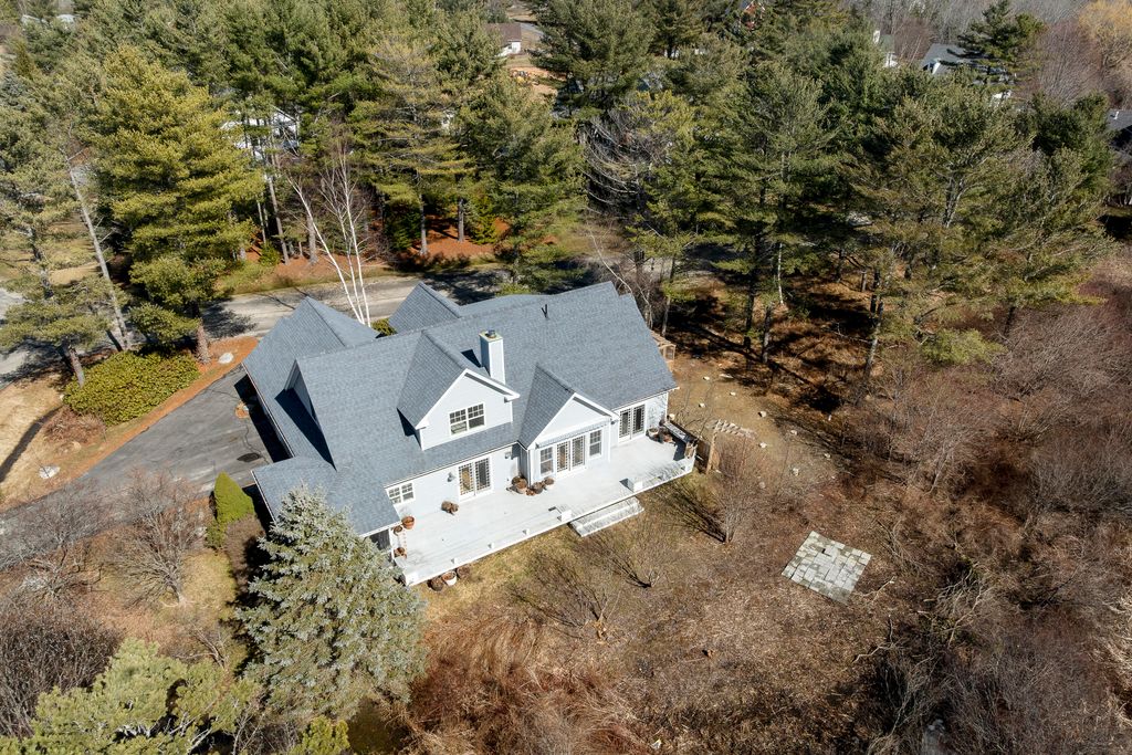 Photo of 17 Clam Cove Drive, Rockport, ME 04856 (MLS # 1654872)