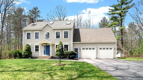Photo of 8 Landmark Road, Scarborough, ME 04074 (MLS # 1660396)