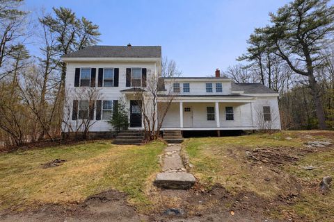 Photo of 1327 US-1, York, ME 03902 (MLS # 1660183)