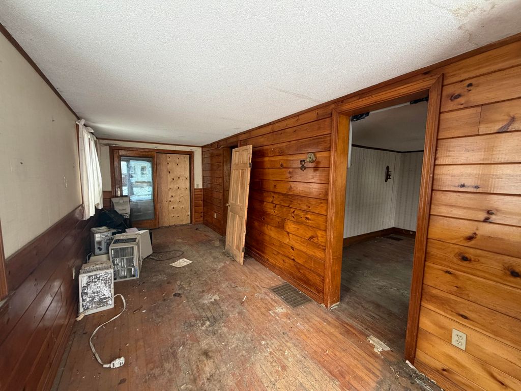 Photo of 240 Grove Street, Bangor, ME 04401 (MLS # 1649359)