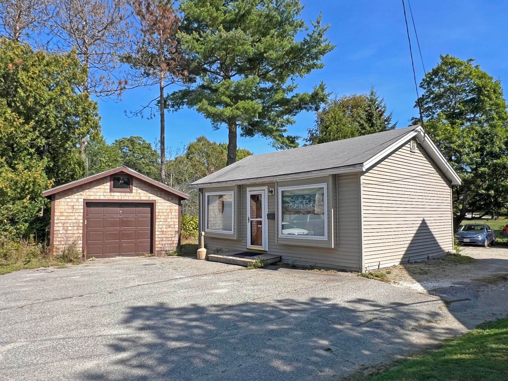 Photo of 89 &amp; 93 State Street, Ellsworth, ME 04605 (MLS # 1638123)