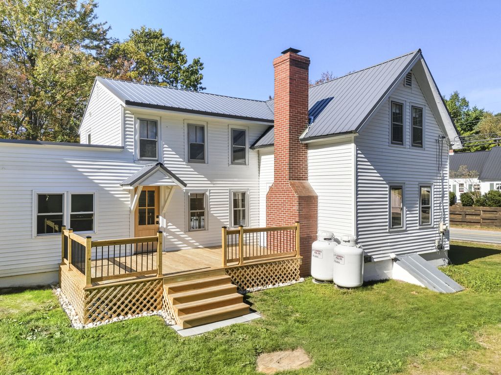 Photo of 110 Oak Hill Road, Standish, ME 04084 (MLS # 1640387)