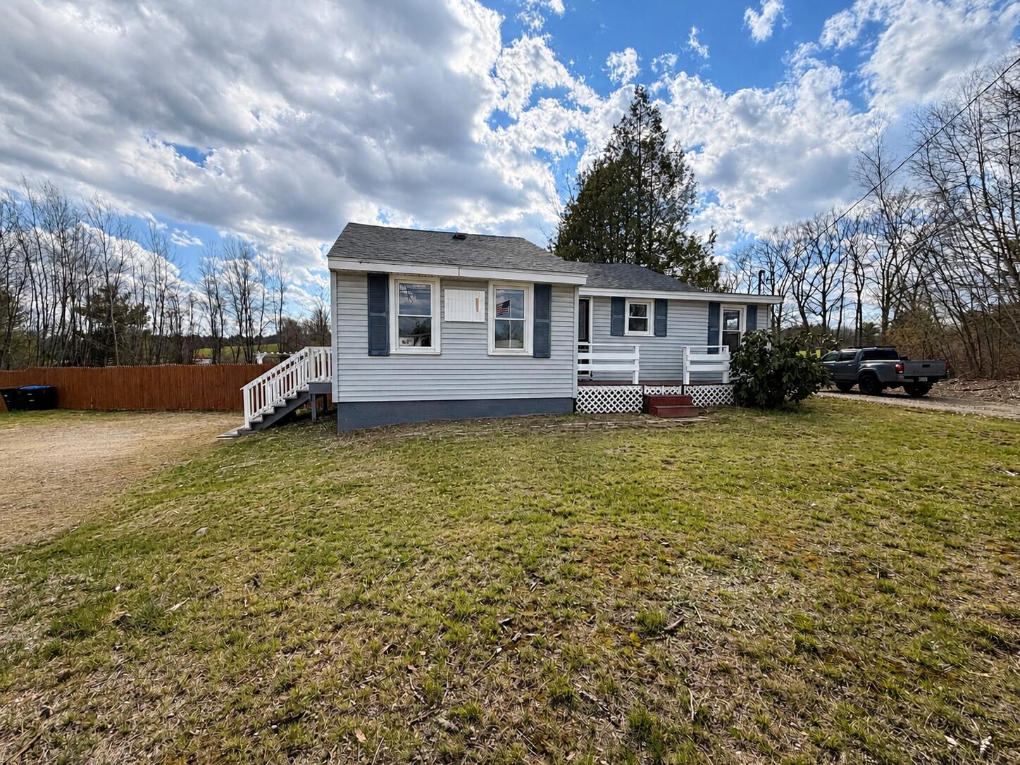 402 Roosevelt Trail