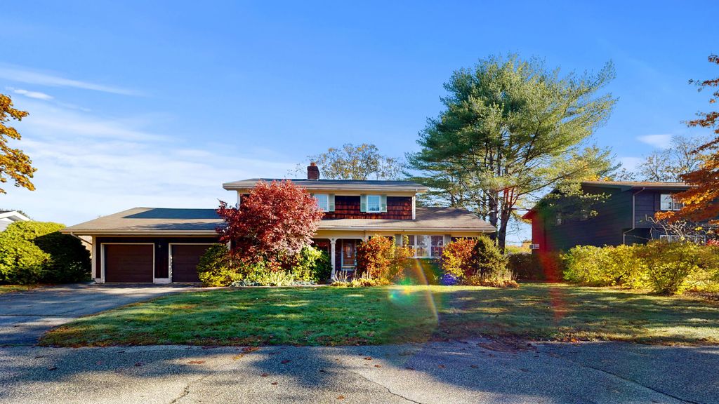 Photo of 10 Novella Street, Lewiston, ME 04240 (MLS # 1641792)