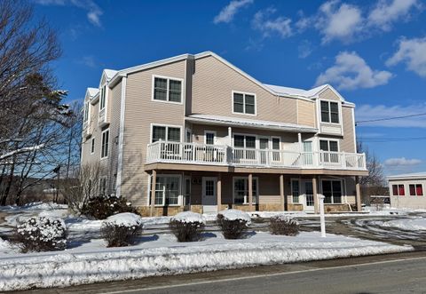 Photo of 106 E Grand Avenue #3, Old Orchard Beach, ME 04064 (MLS # 1649728)