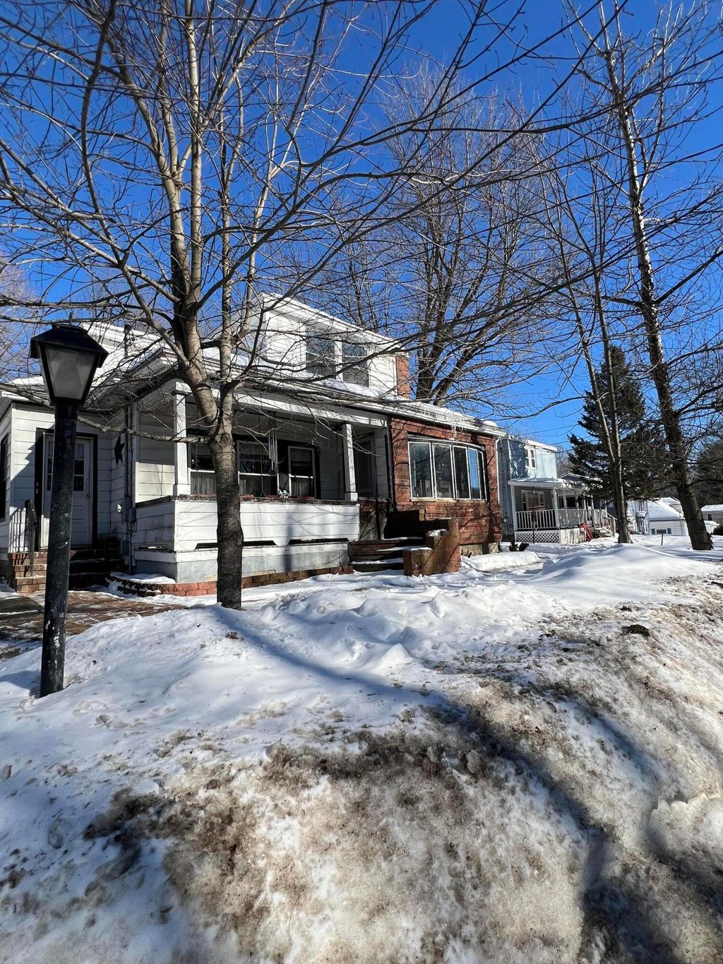 Photo of 48 Randall Road, Lewiston, ME 04240 (MLS # 1651914)