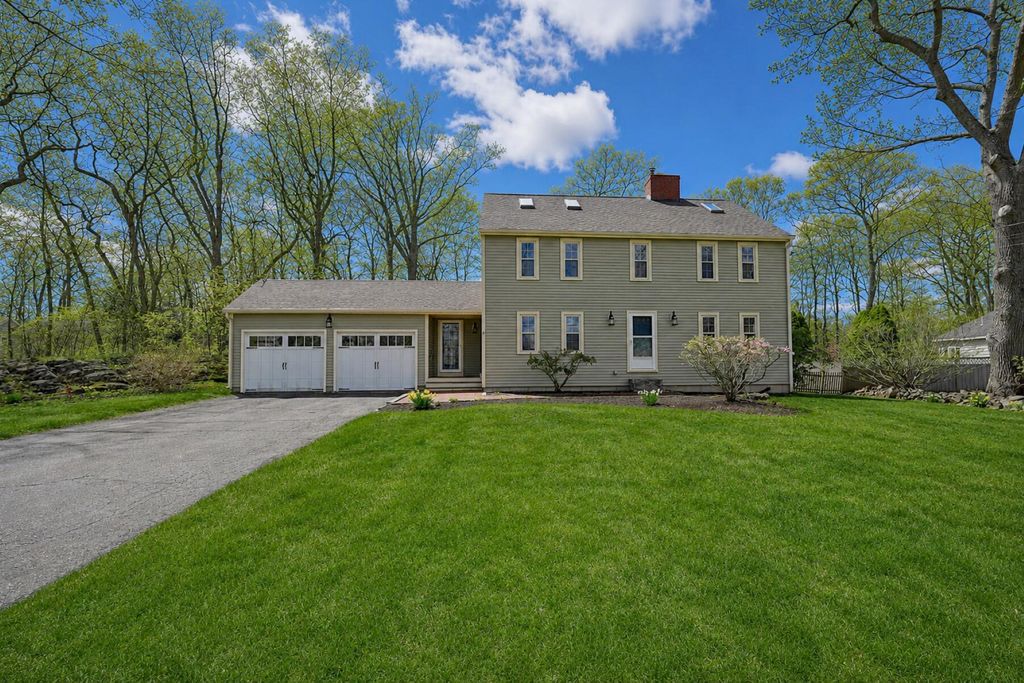 Photo of 5 Wavecrest Circle, York, ME 03909 (MLS # 1662217)