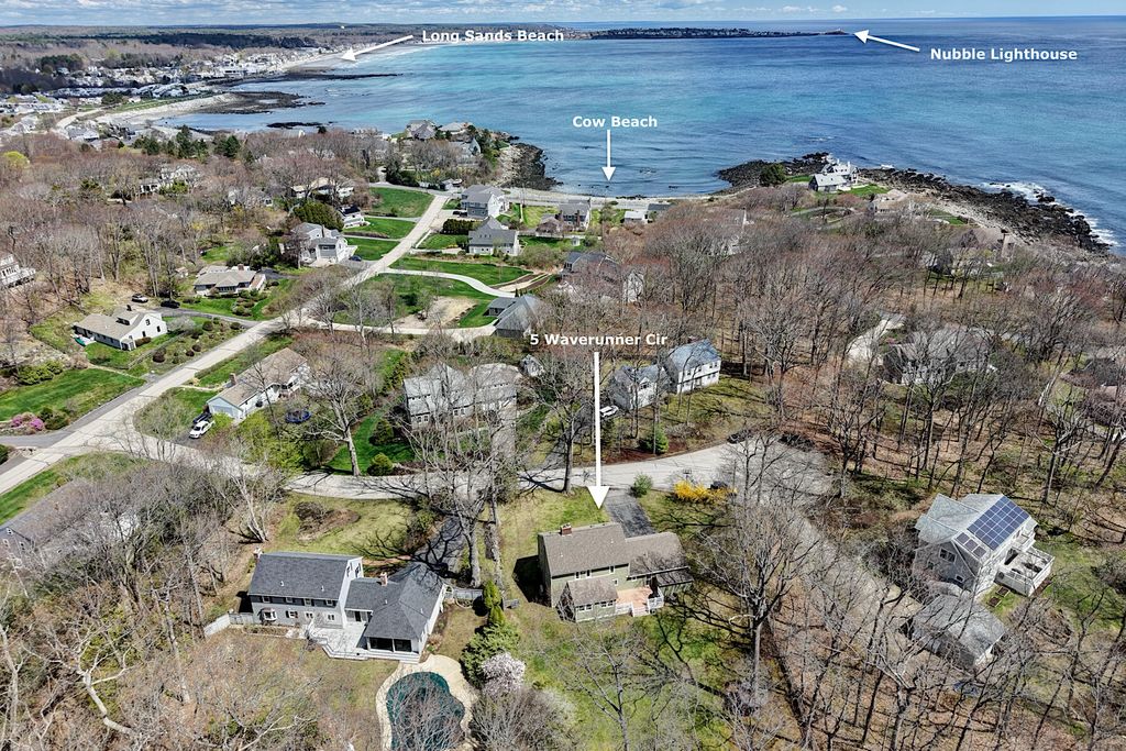 Photo of 5 Wavecrest Circle, York, ME 03909 (MLS # 1662217)
