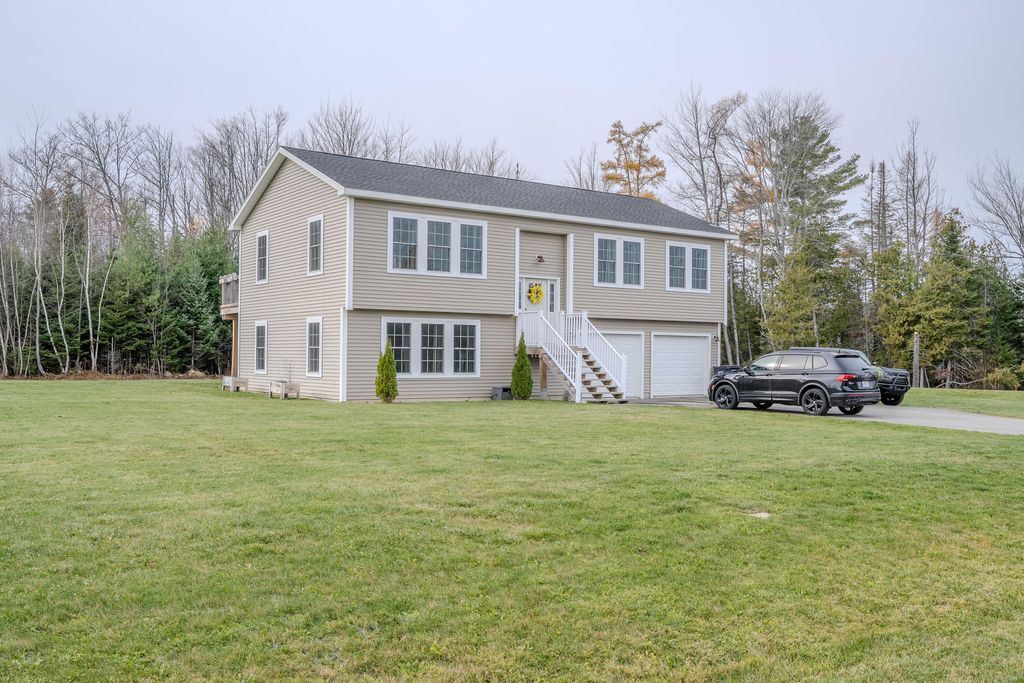 Photo of 19 Magnolia Hill Road, Bangor, ME 04401 (MLS # 1660564)