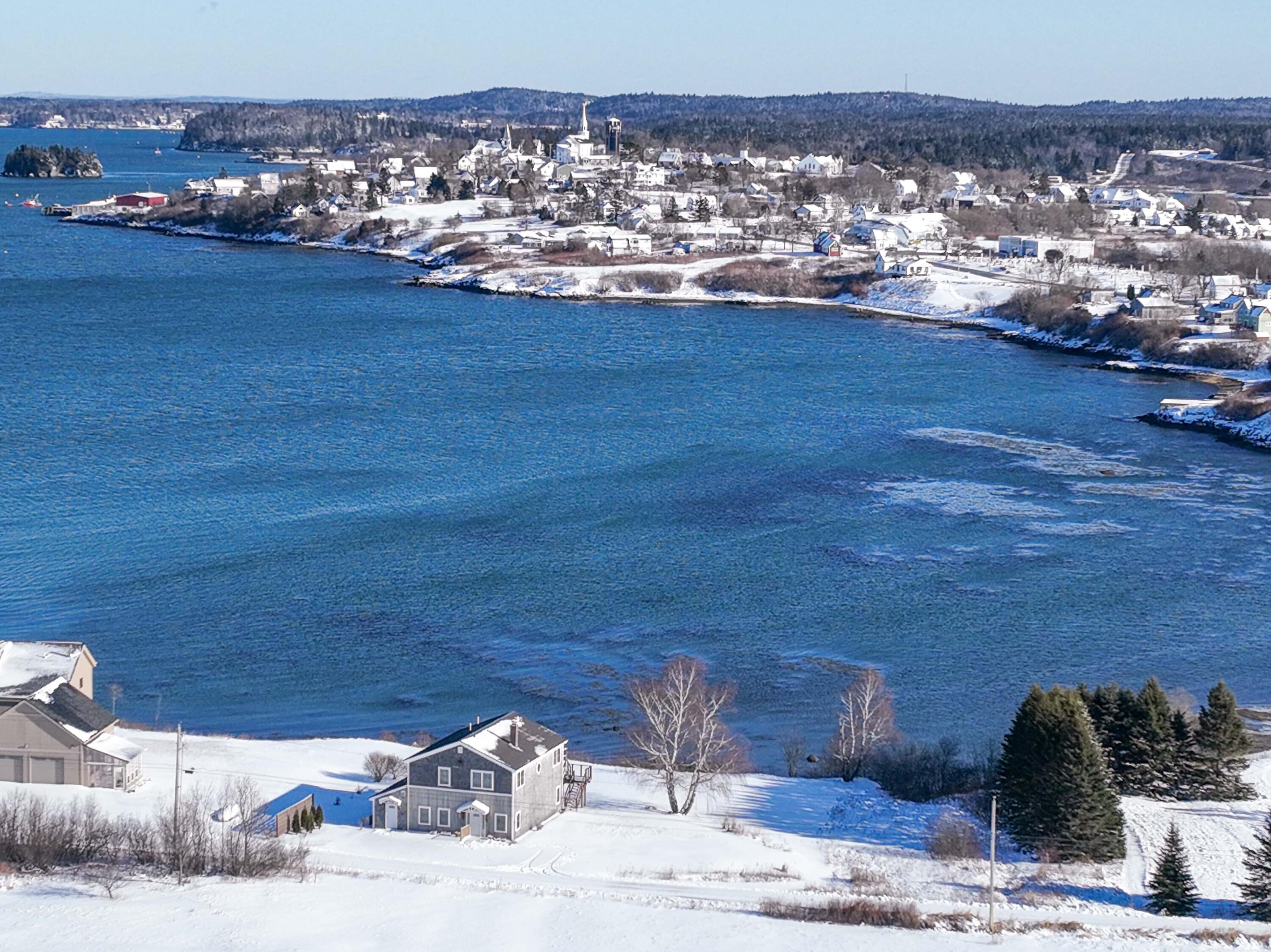 35 Diamond Point Road