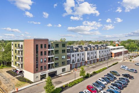 Photo of 20 Upper Falls Road #403, Biddeford, ME 04005 (MLS # 1628027)