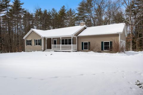 Photo of 5 Deer Trail Lane, Berwick, ME 03901 (MLS # 1646805)