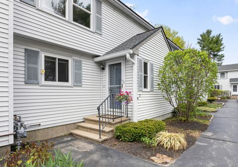 Photo of 21 Valley Street #8, South Portland, ME 04106 (MLS # 1661911)