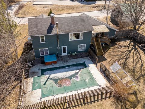 Photo of 42 Vernon Street, Bethel, ME 04217 (MLS # 1657364)