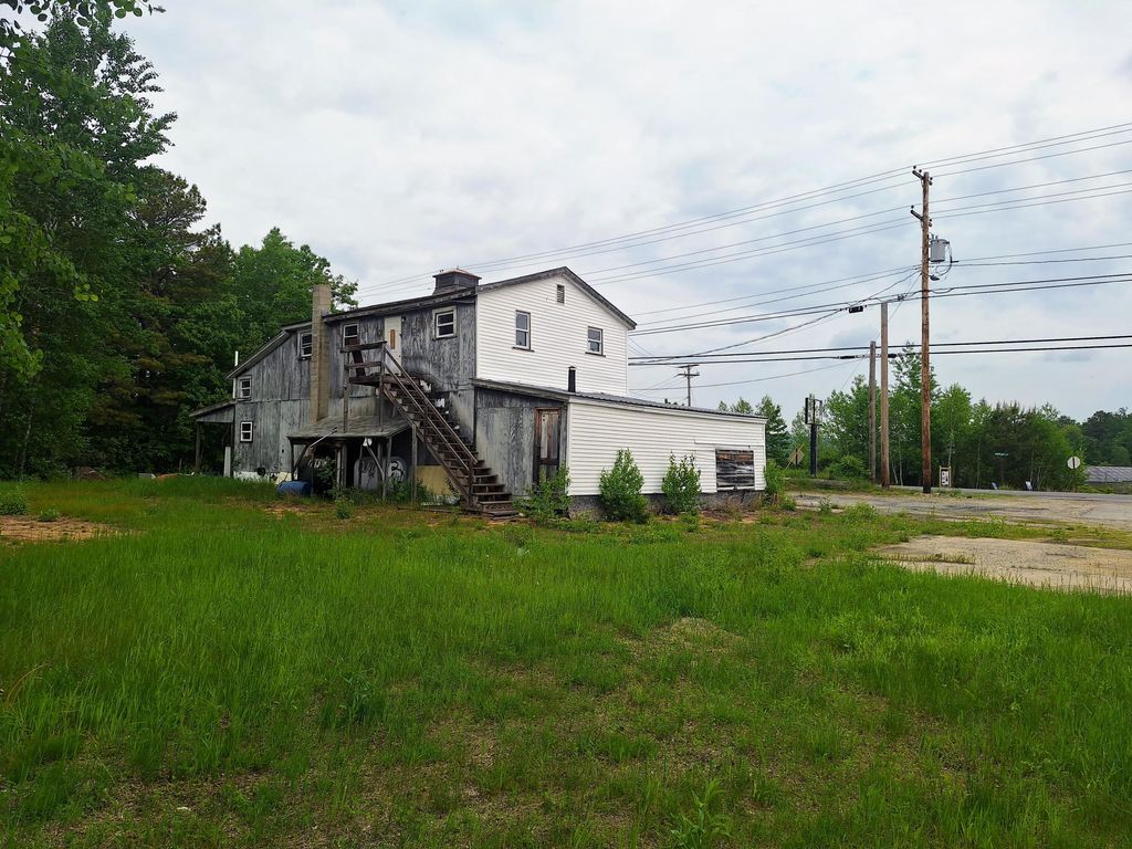 Photo of 732 Main Street, Oxford, ME 04270 (MLS # 1636121)