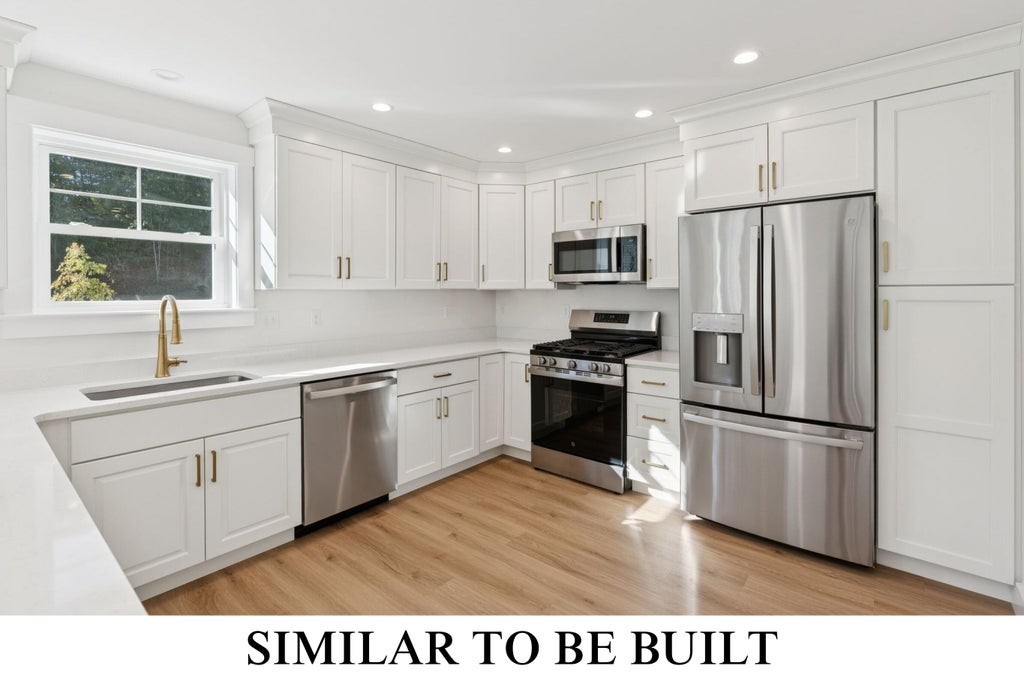 Photo of 10 Feldspar Lane #28, Cumberland, ME 04021 (MLS # 1658172)
