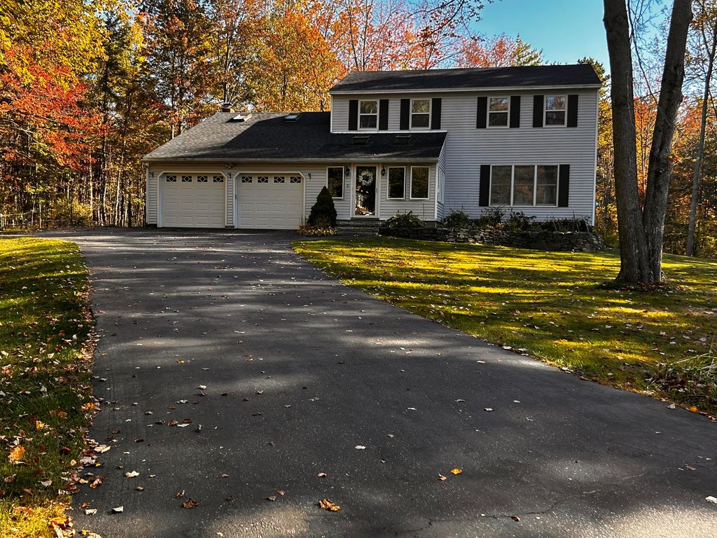 Photo of 31 Tarratine Drive, Brunswick, ME 04011 (MLS # 1640029)