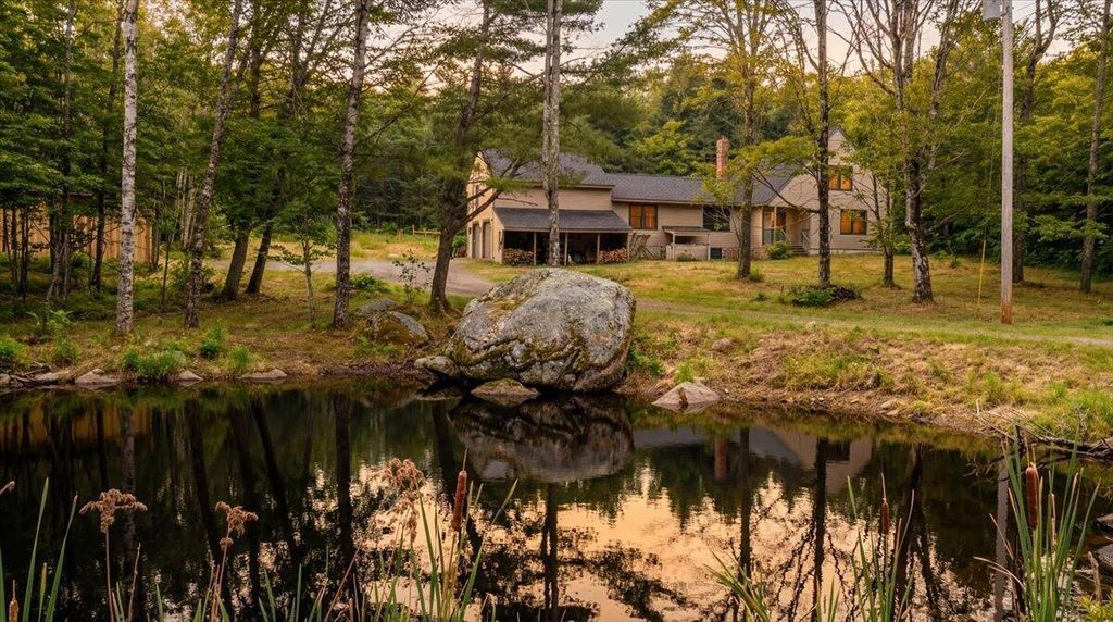 Photo of 376 Main Street, Wayne, ME 04284 (MLS # 1653519)