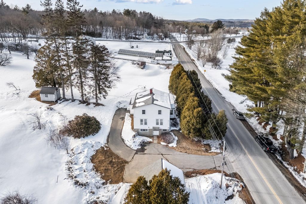 Photo of 710 Summer Street, Auburn, ME 04210 (MLS # 1653344)