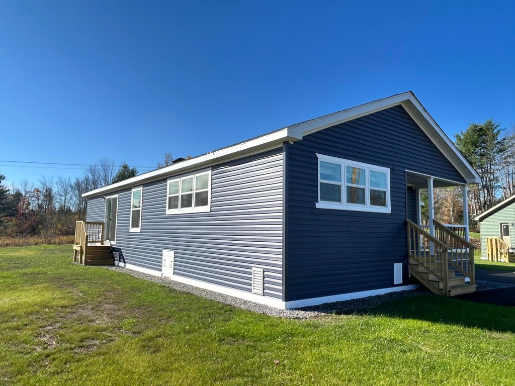 Photo of 4 Baxter Boulevard, Biddeford, ME 04005 (MLS # 1646562)