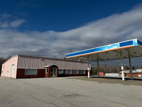 Photo of 953 Central Street, Millinocket, ME 04462 (MLS # 1646012)