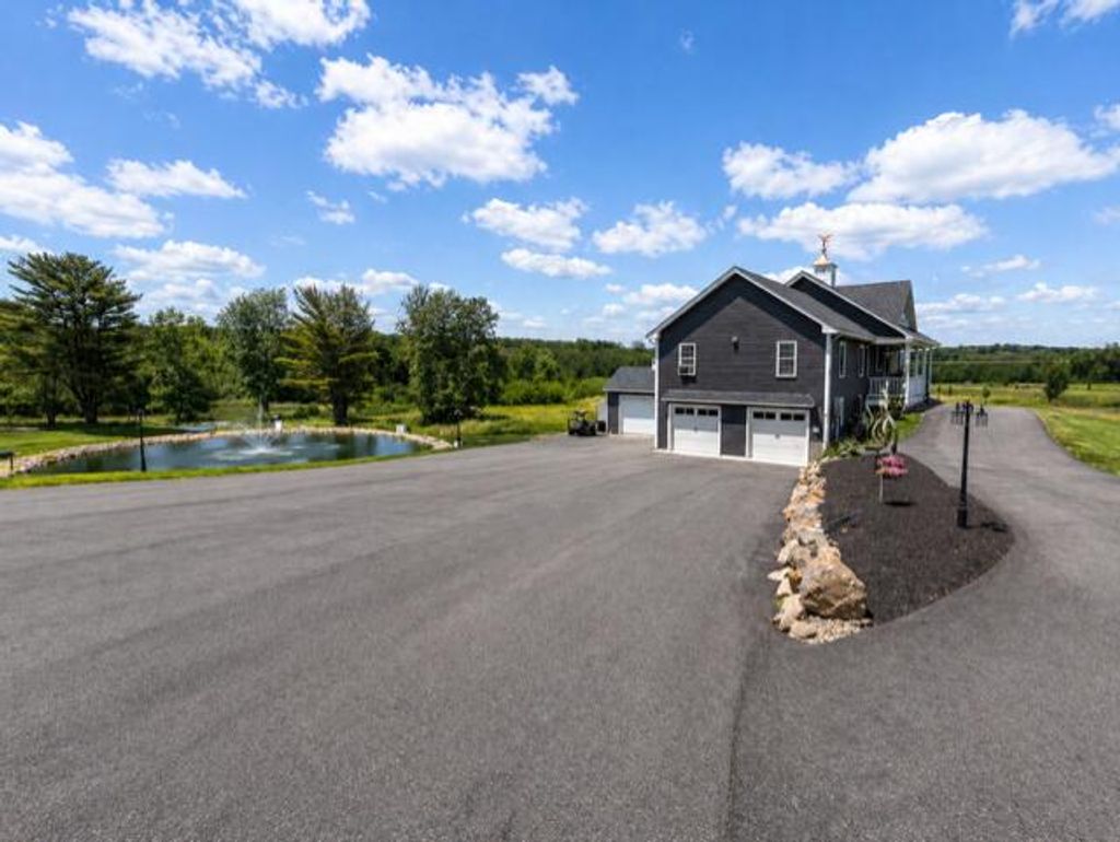 Photo of 255 Federal Street, Alfred, ME 04002 (MLS # 1659853)
