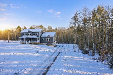 Photo of 8 Rogers Way, Berwick, ME 03901 (MLS # 1646968)