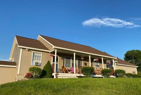 Photo of 4 Monique Drive, Windham, ME 04062 (MLS # 1646773)