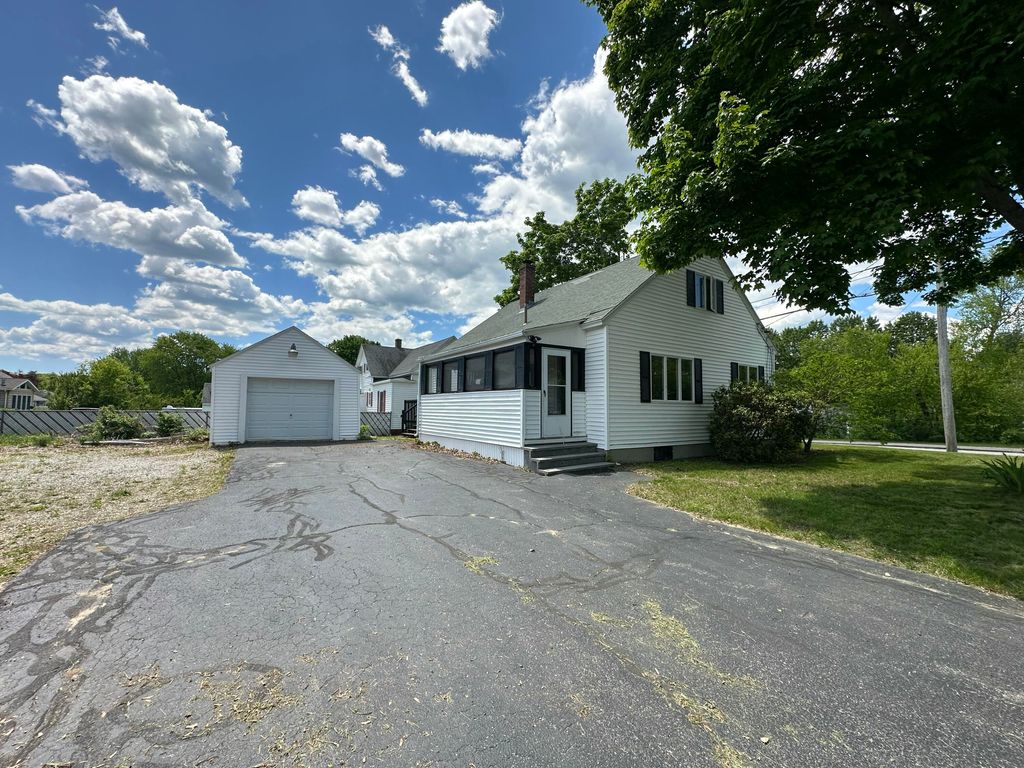 Photo of 52 Rideout Avenue, Lewiston, ME 04240 (MLS # 1624167)