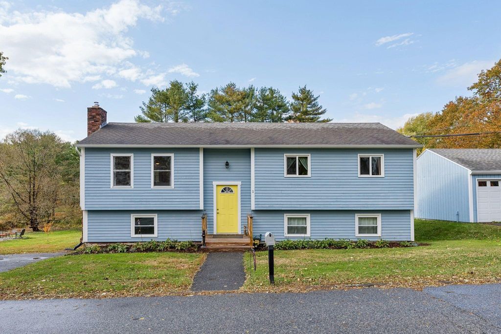 Photo of 1 Barque Road, Bath, ME 04530 (MLS # 1651987)