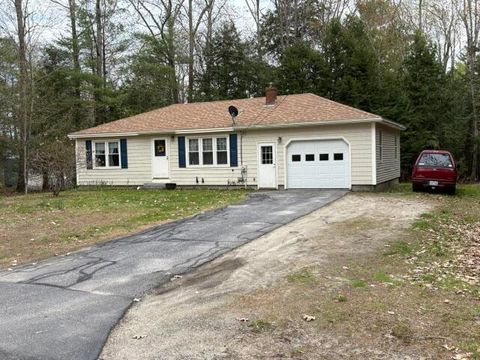 Photo of 20 Smithwood Drive, North Yarmouth, ME 04097 (MLS # 1661649)