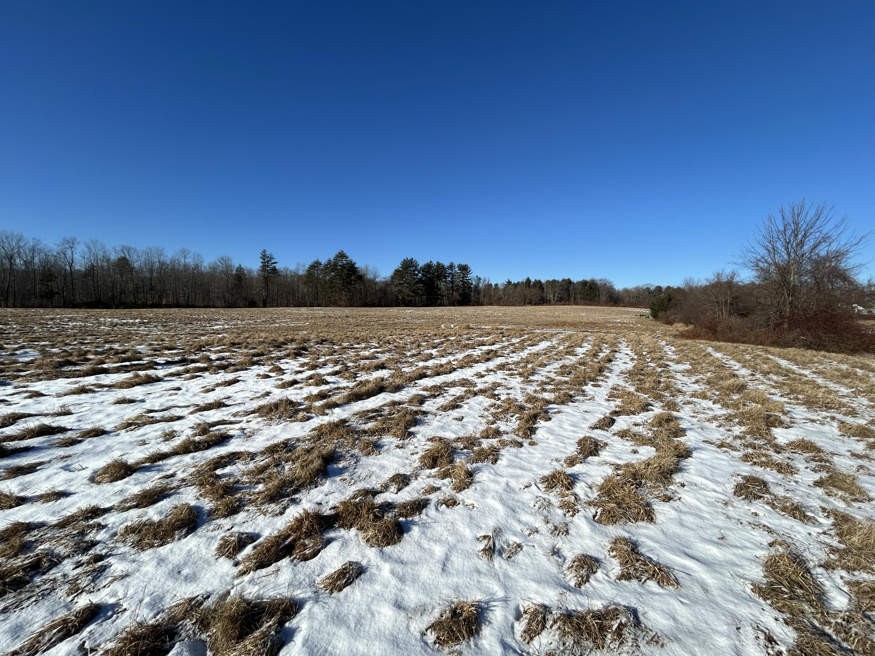 63 Ossipee Trail E
