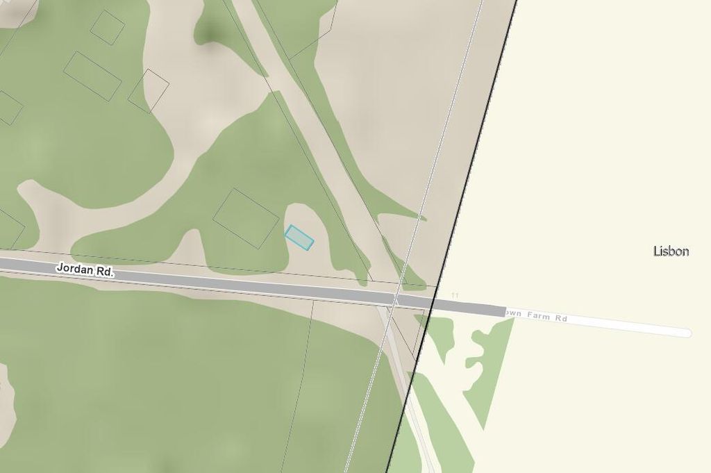 Photo of 9 Ceres Avenue, Lewiston, ME 04210 (MLS # 1656987)