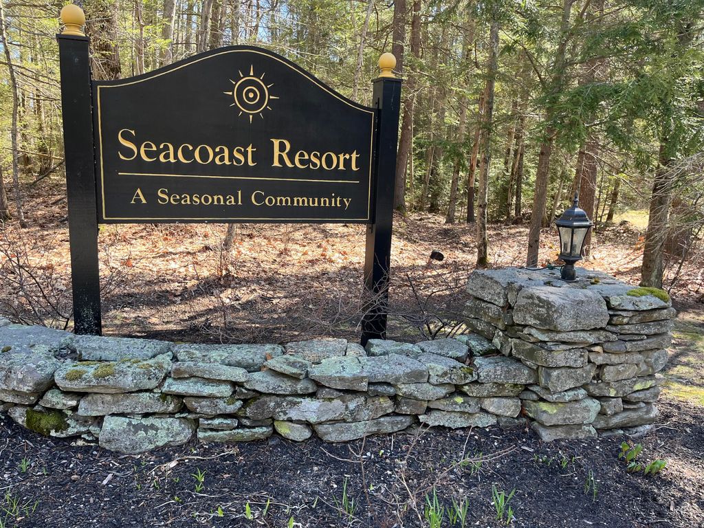 Photo of 10 Seacoast Lane, Old Orchard Beach, ME 04064 (MLS # 1659792)