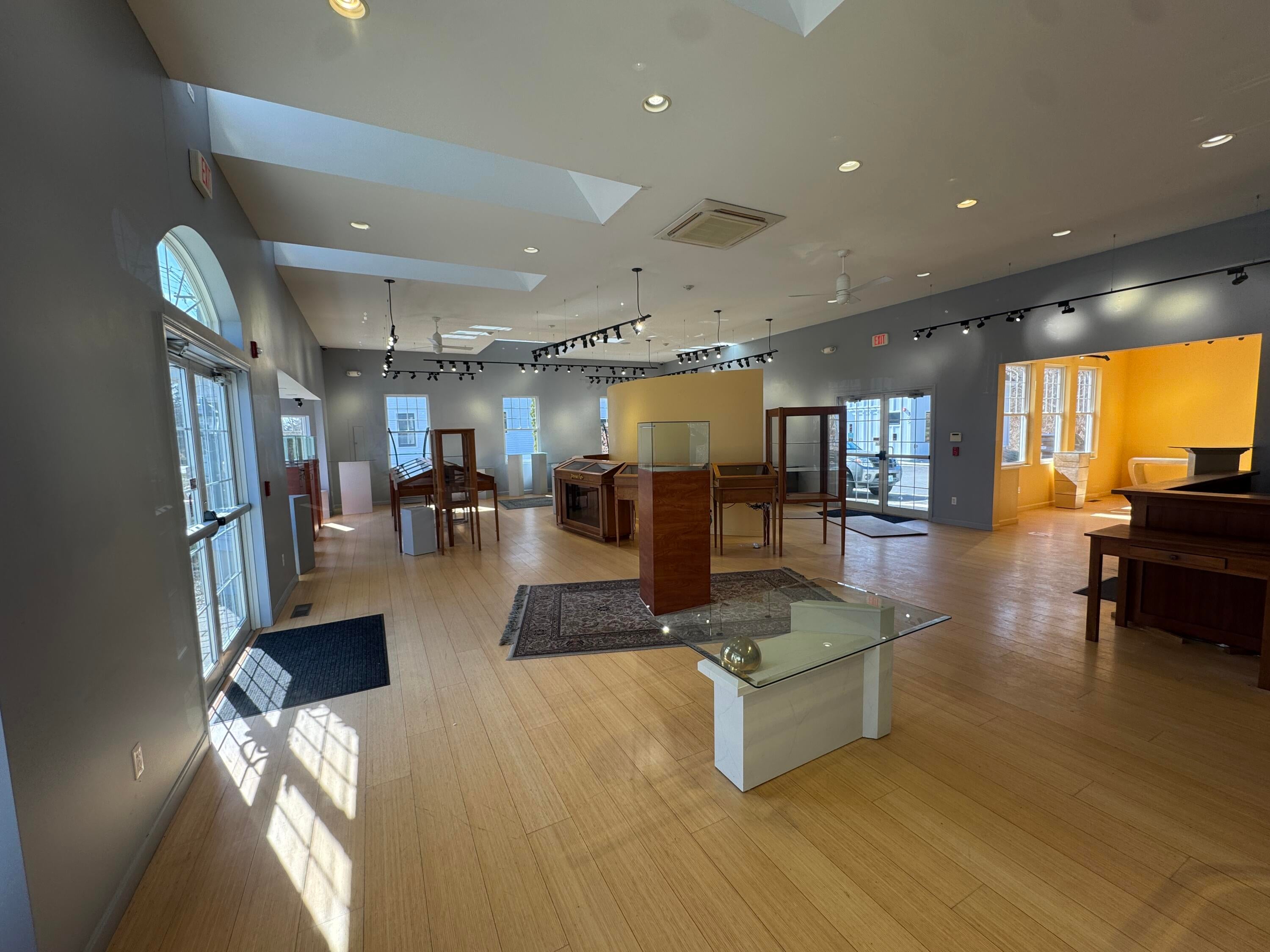 307 Main Street 1